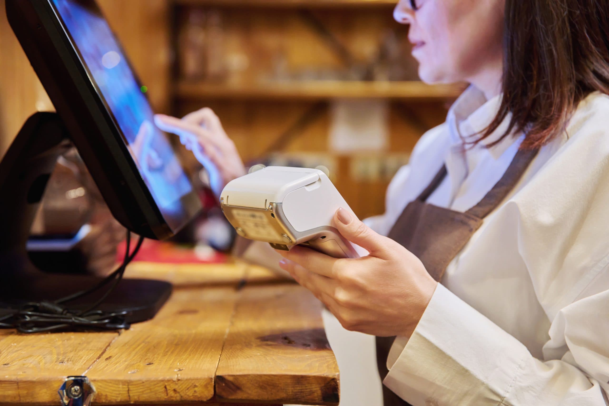 AI Solutions for Restaurant Host/Hostess: Enhance Efficiency & Guest Experience