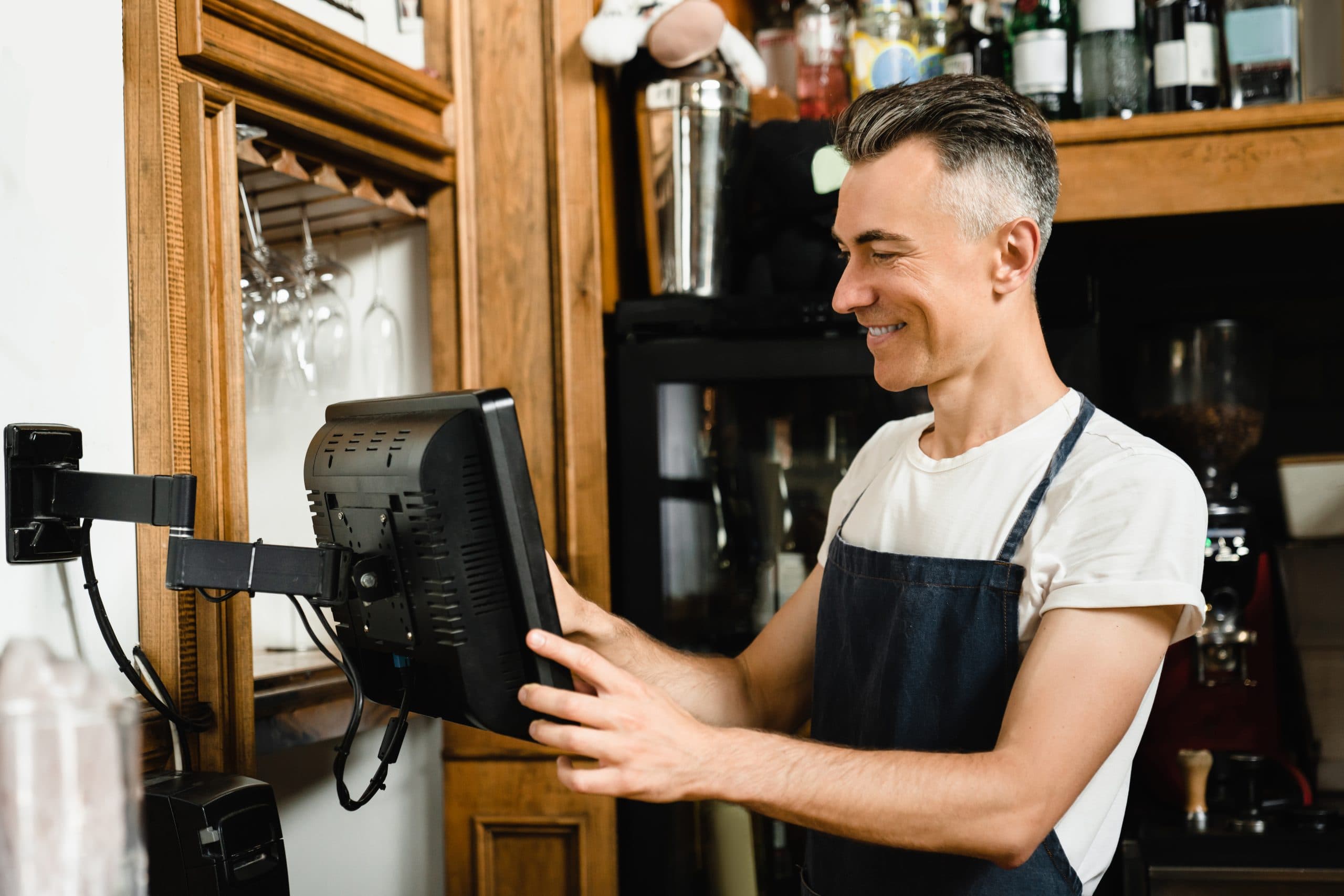 Restaurant Reputation Management AI: Why Every Call Matters More Than You Think